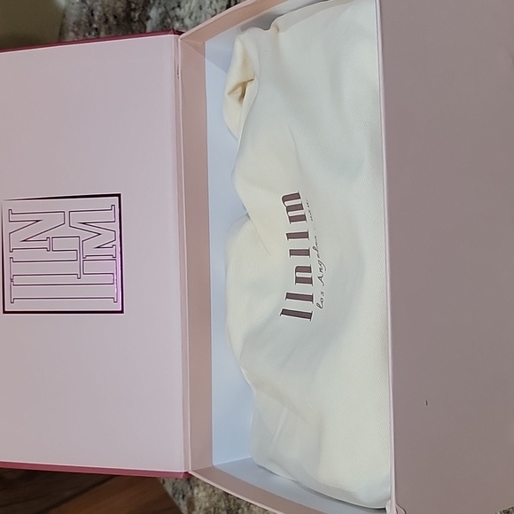 llnllm - GLAMCASE PURSE - HANDLE / CROSSBODY PURSE - Picture 8 of 8